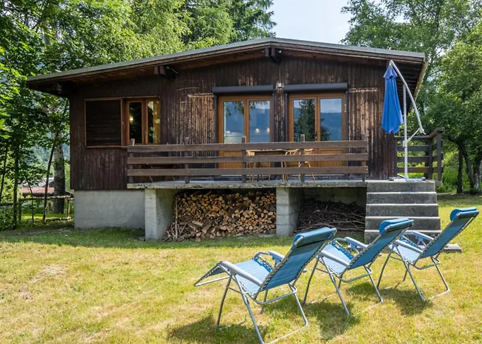 Rustic With Garden In Chalet *
